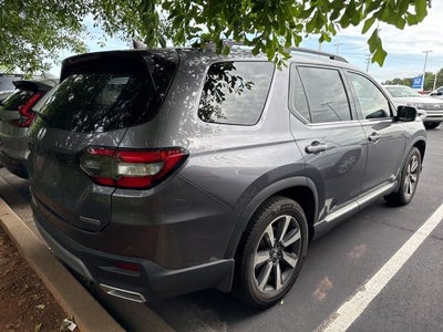 2023 Honda Pilot Touring