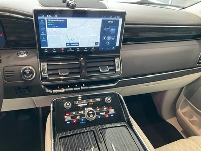 2023 Lincoln Navigator L Black Label
