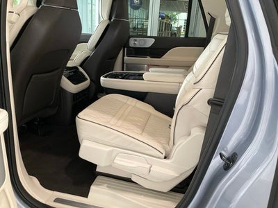 2023 Lincoln Navigator L Black Label