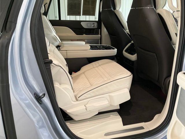2023 Lincoln Navigator L Black Label