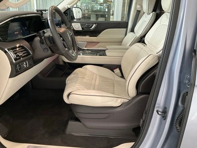 2023 Lincoln Navigator L Black Label