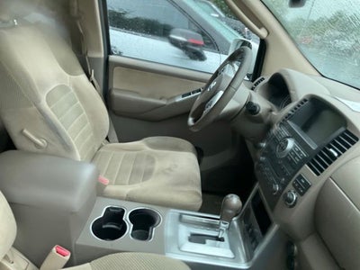 2012 Nissan Pathfinder SV