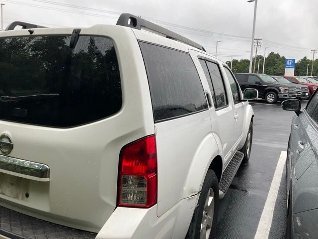 2012 Nissan Pathfinder SV