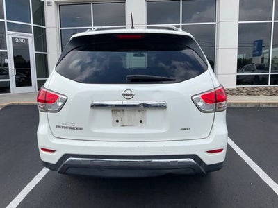 2015 Nissan Pathfinder S