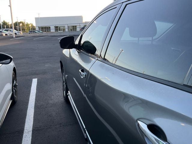 2015 Nissan Pathfinder SL