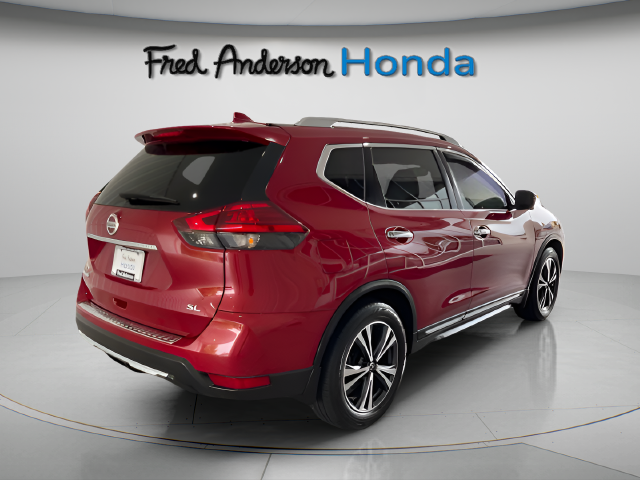 2017 Nissan Rogue SL