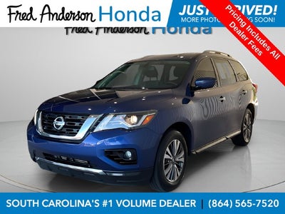 2020 Nissan Pathfinder SV