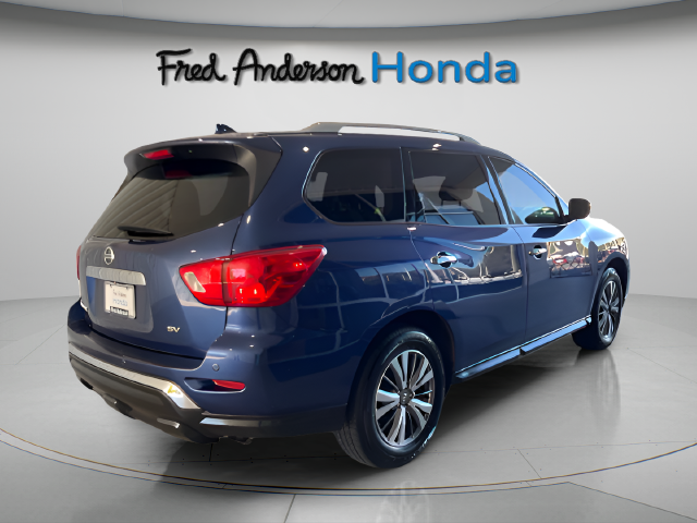 2020 Nissan Pathfinder SV
