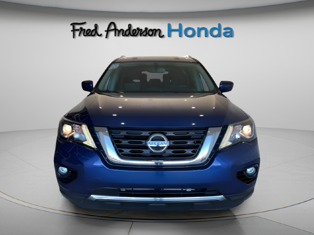 2020 Nissan Pathfinder SV