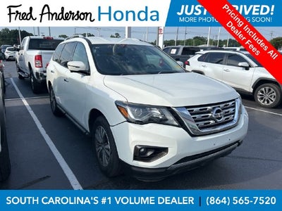 2017 Nissan Pathfinder SL