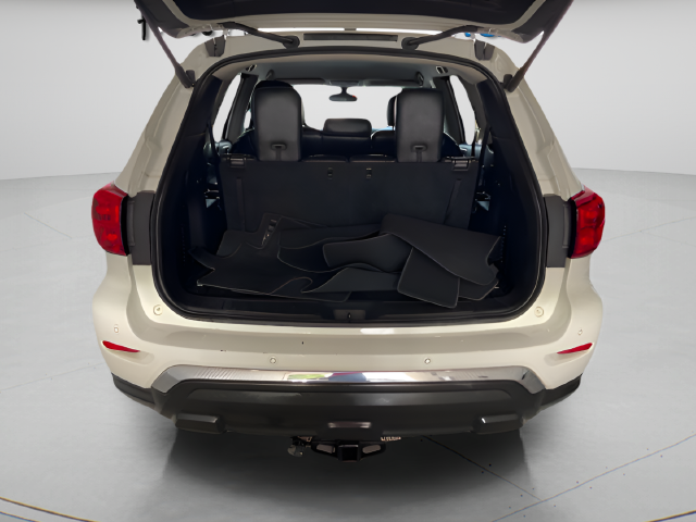 2017 Nissan Pathfinder SL
