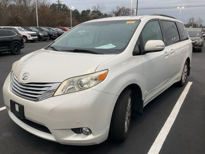 2013 Toyota Sienna Limited 7 Passenger