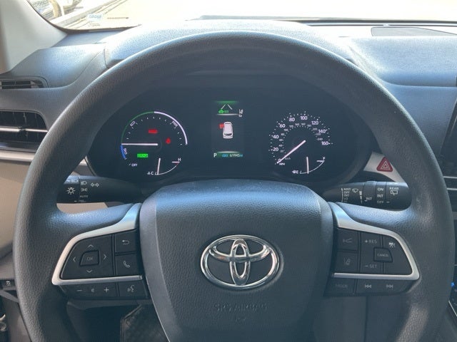 2021 Toyota Sienna LE 8 Passenger