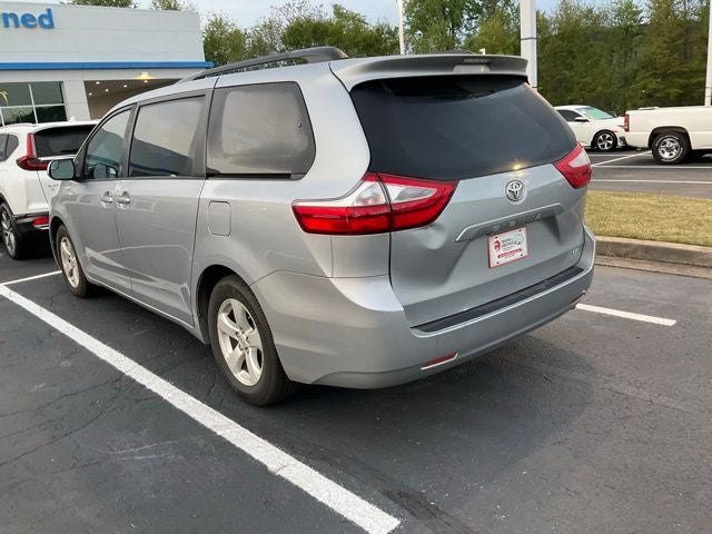 2017 Toyota Sienna L 7 Passenger
