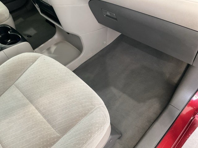 2019 Toyota Sienna LE 8 Passenger