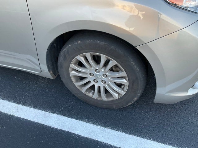 2015 Toyota Sienna XLE Premium 7 Passenger