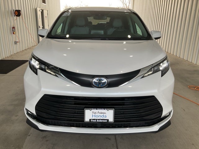2024 Toyota Sienna XLE