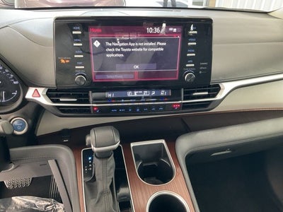 2024 Toyota Sienna XLE