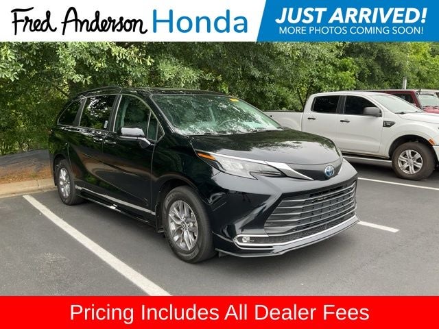 2024 Toyota Sienna XLE 7 Passenger