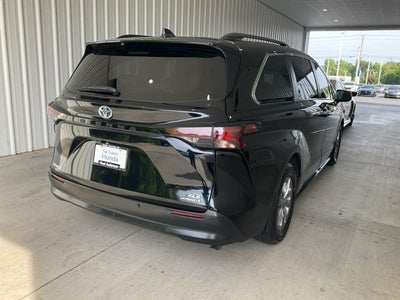 2024 Toyota Sienna XLE 7 Passenger