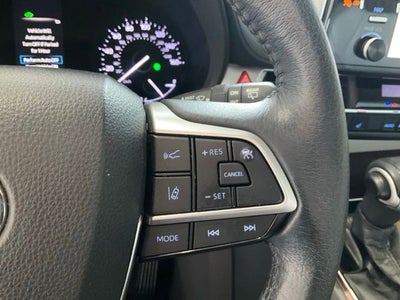 2021 Toyota Sienna XLE 8 Passenger