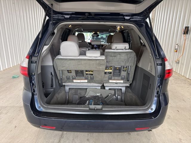 2018 Toyota Sienna XLE 8 Passenger