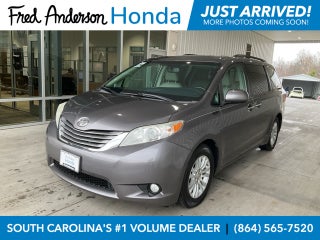 2017 Toyota Sienna L 7 Passenger