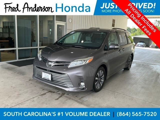 2020 Toyota Sienna Limited Premium 7 Passenger