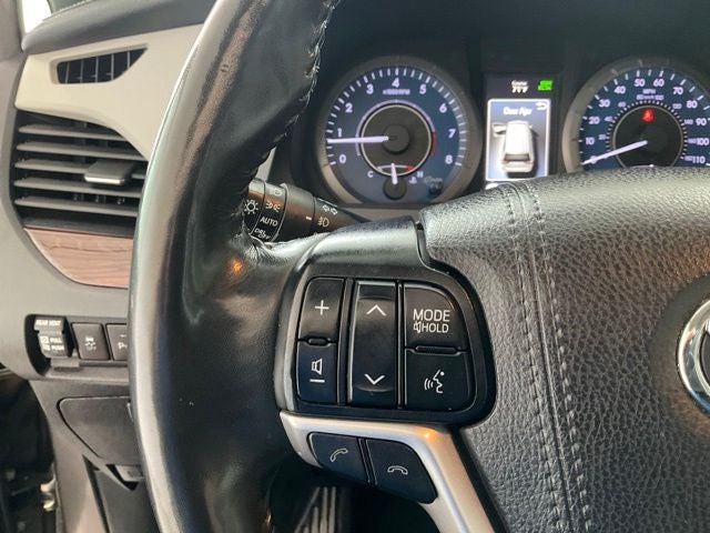 2020 Toyota Sienna Limited Premium 7 Passenger