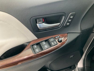 2020 Toyota Sienna Limited Premium 7 Passenger