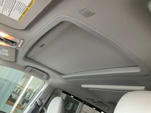 2020 Toyota Sienna Limited Premium 7 Passenger