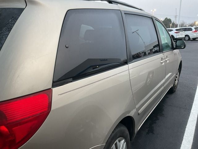 2006 Toyota Sienna LE