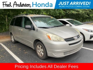 2005 Toyota Sienna LE