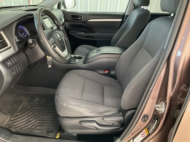 2018 Toyota Highlander LE