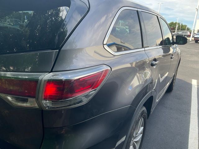 2014 Toyota Highlander LE