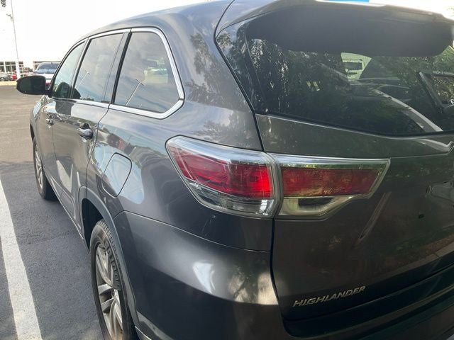 2014 Toyota Highlander LE