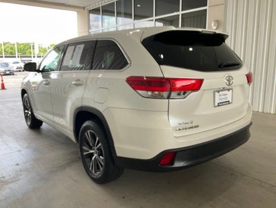 2018 Toyota Highlander LE