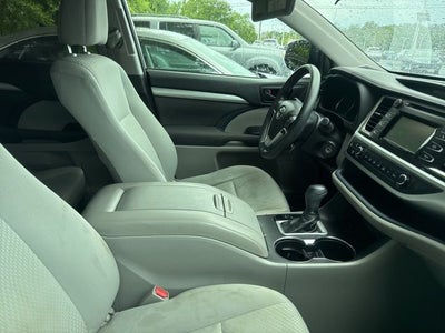 2018 Toyota Highlander LE