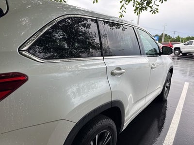 2018 Toyota Highlander LE