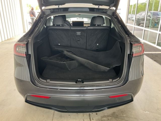 2025 Tesla Model Y Long Range