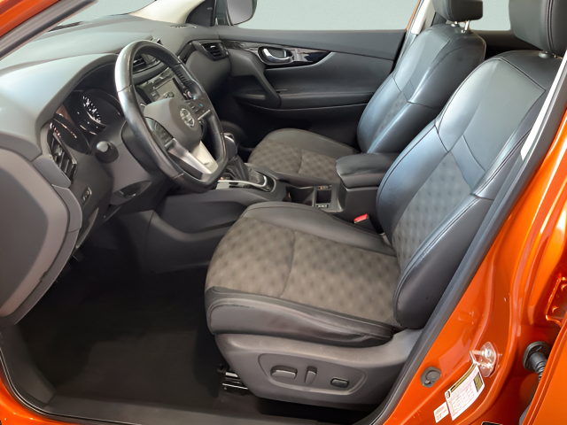 2022 Nissan Rogue Sport SV
