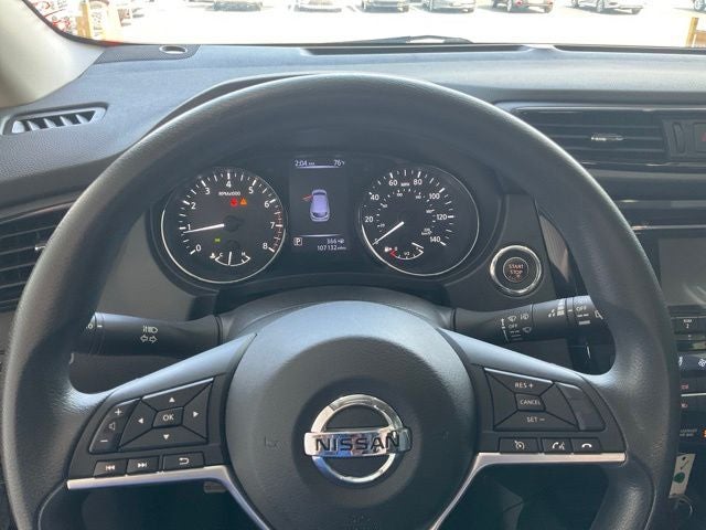 2017 Nissan Rogue Sport SV