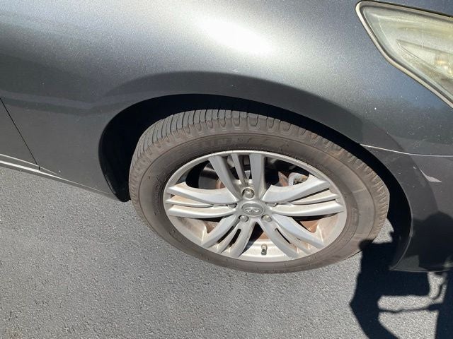 2013 INFINITI G37 X