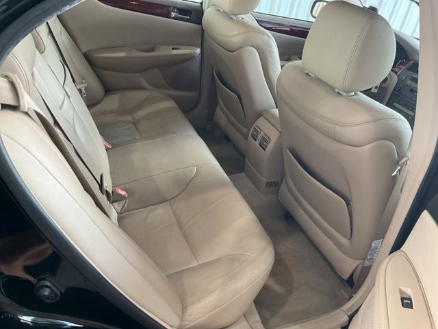 2004 Lexus ES 330