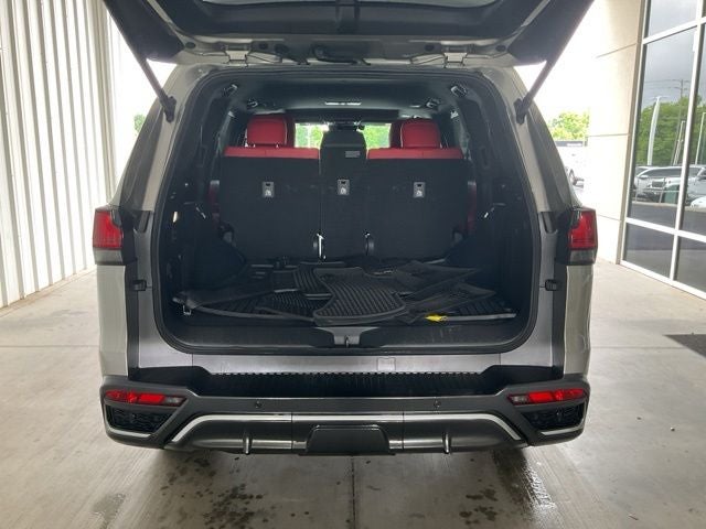 2025 Lexus LX 600 F SPORT