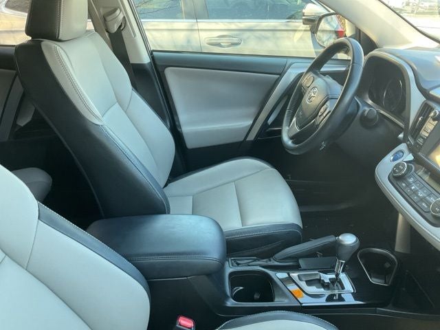 2017 Toyota RAV4 Hybrid Limited