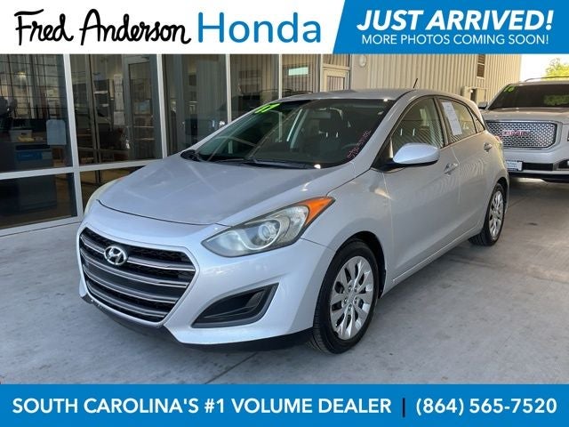 2017 Hyundai Elantra GT Base