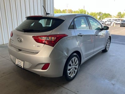 2017 Hyundai Elantra GT Base
