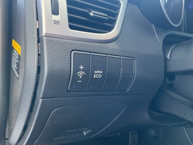 2017 Hyundai Elantra GT Base