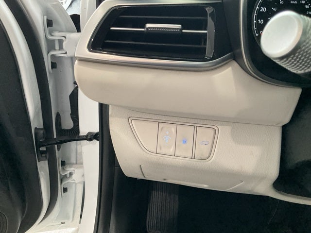 2024 Genesis G70 2.5T